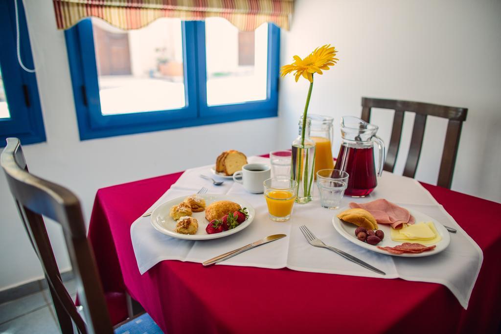 Iliana Hotel Pánormos Eksteriør billede
