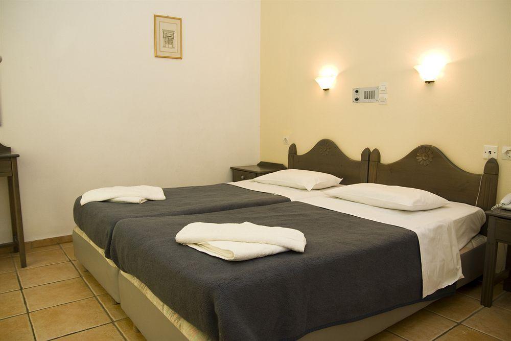Iliana Hotel Pánormos Værelse billede